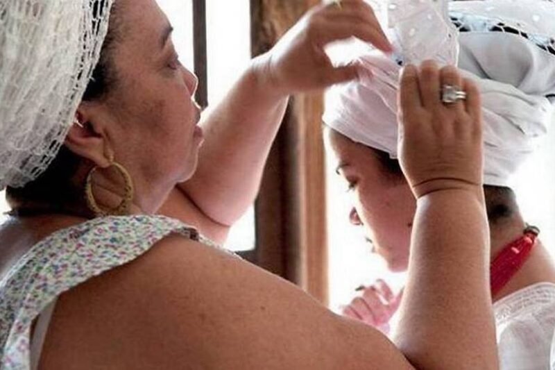 Gèlé (Pano de Cabeça): A Coroa da Mulher Negra! (I)